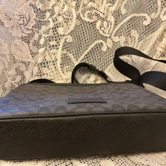 NWT Coach Men's District Crossbody Bag Signature Canvas Charcoal Black